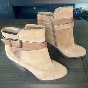 Gianni Bini Tan Suede Boot